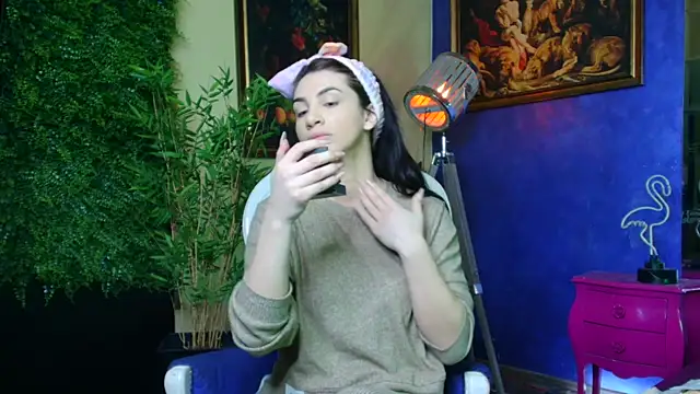 nicolepalmer online show from 11-22-25, 11:09