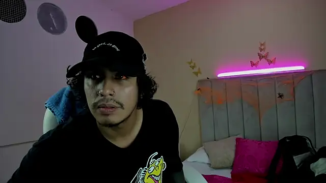 Snapshot of Kaoz_23_ chatting on 10-09-25, 02:01 Kaoz 23  online show from 10-09-25, 02:01