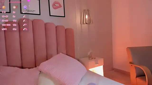 mara swan  online show from 01-12-26, 07:20