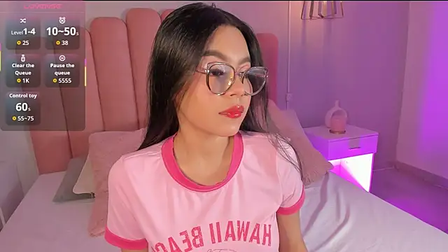 mara swan  online show from 11-27-25, 06:41