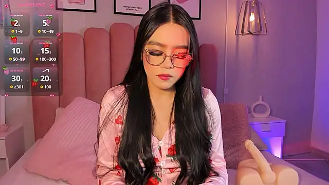 mara swan  online show from 02-15-26, 04:06