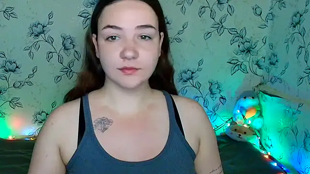 OliviaMontgommery online show from 06-15-26, 12:16