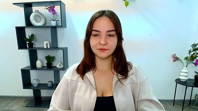 OliviaMontgommery online show from 10-18-25, 05:42