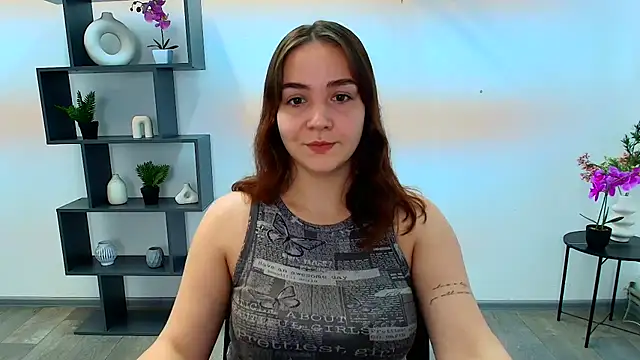 OliviaMontgommery online show from 11-23-25, 01:21