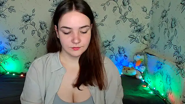 OliviaMontgommery online show from 05-15-26, 11:19