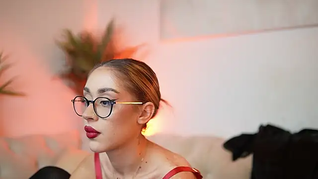 AileenKiss online show from 10-29-25, 07:57