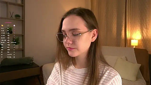 SweetSaraPie online show from 03-26-26, 06:06