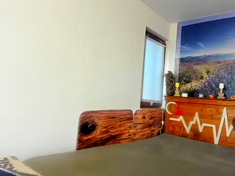 anissawhitenss online show from 10-25-25, 08:02