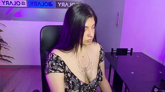 Violetta Swett  online show from 11-04-25, 01:26