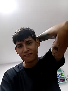 Luisneljc online show from 02-25-26, 04:51