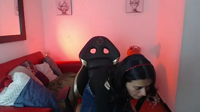 Andy Eagleton 20  online show from 04-12-26, 03:54