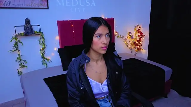 Snapshot of alejamedusa chatting on 10-07-25, 11:33 alejamedusa online show from 10-07-25, 11:33