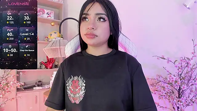 Snapshot of emma_soffia chatting on 03-04-26, 07:43 emma soffia online show from 03-04-26, 07:43