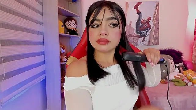 emma soffia online show from 12-18-25, 01:22