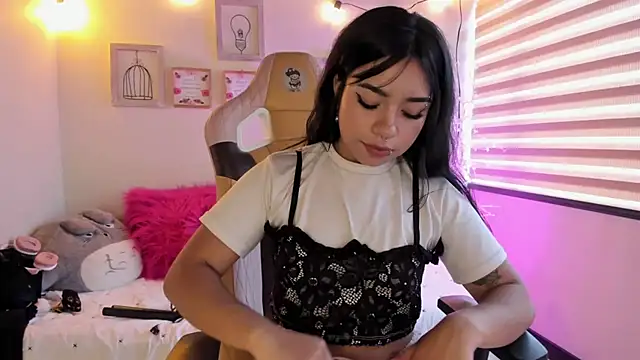 emma soffia online show from 03-27-26, 10:00