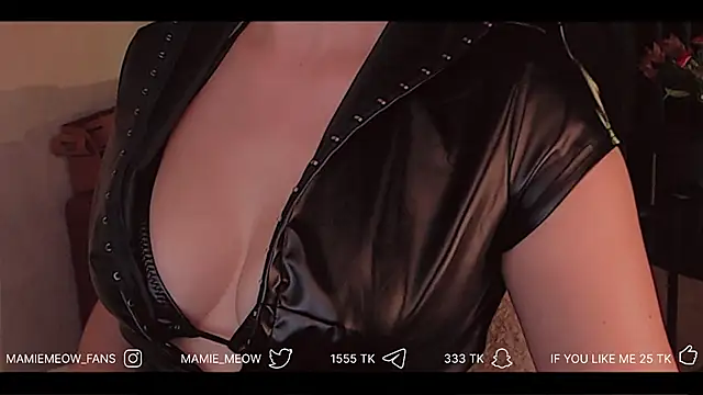 Snapshot of Mamiemeow chatting on 03-31-26, 01:24 Mamiemeow online show from 03-31-26, 01:24