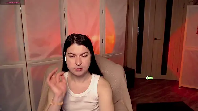Snapshot of micromouse_mo chatting on 03-13-25, 02:27 micromouse mo online show from 03-13-25, 02:27