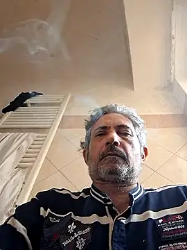 Snapshot of nocsivag chatting on 10-05-25, 01:46 nocsivag online show from 10-05-25, 01:46