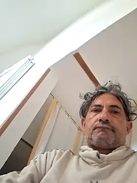 Snapshot of nocsivag chatting on 10-16-25, 12:57 nocsivag online show from 10-16-25, 12:57