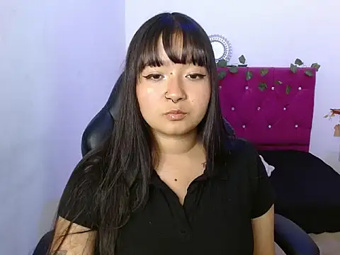 MarianaVarela online show from 10-12-25, 02:35