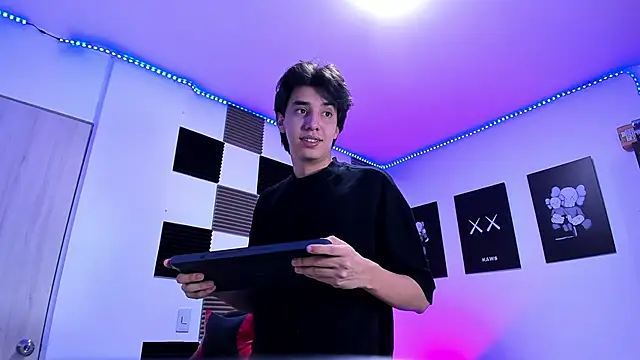 jeycobb online show from 04-20-26, 01:30