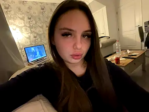 EllaStarrxxx online show from 10-31-25, 12:07