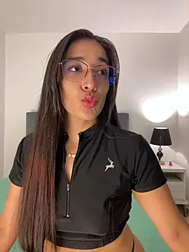 SabrinaEvanss  online show from 05-19-26, 07:54