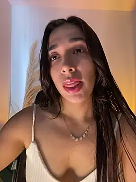 SabrinaEvanss  online show from 07-11-26, 09:15