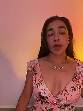 SabrinaEvanss  online show from 06-05-26, 07:19