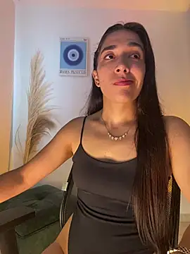 SabrinaEvanss  online show from 06-26-26, 08:03