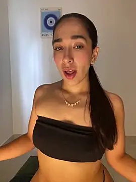 SabrinaEvanss  online show from 05-05-26, 12:08