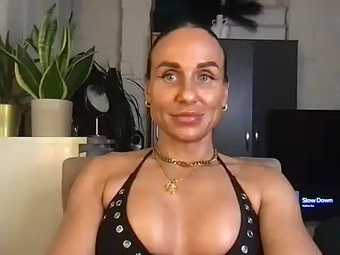 GluteQueenE online show from 01-15-26, 09:07