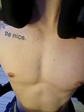 Snapshot of SweetGoodBoy22 chatting on 10-12-25, 09:16 SweetGoodBoy22 online show from 10-12-25, 09:16