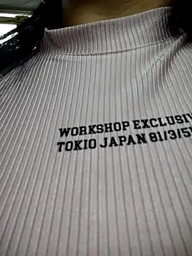 shannon kinne  online show from 11-15-25, 10:52