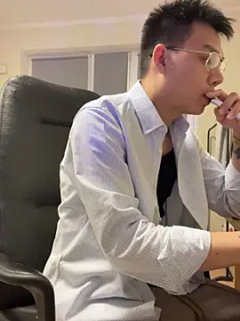 latava online show from 11-26-25, 04:29