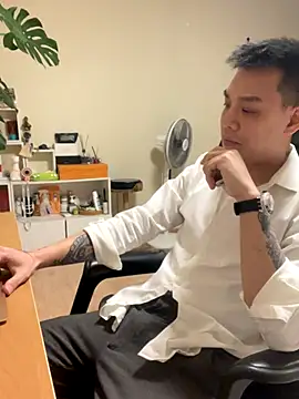 latava online show from 11-18-25, 05:38