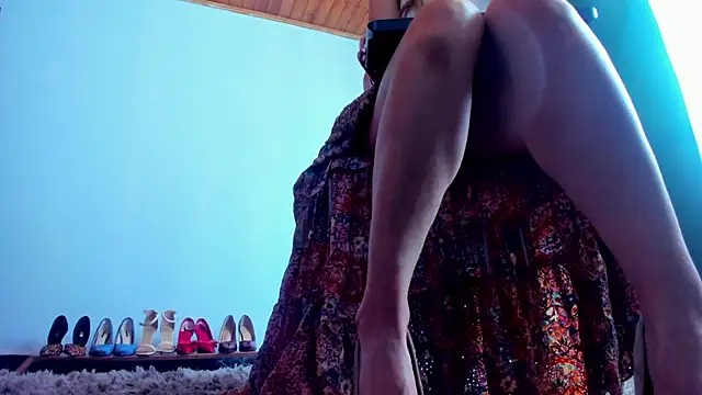 Velourmuse online show from 11-16-25, 02:55