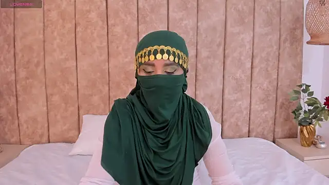  alishaa c online show from 10-26-25, 01:28