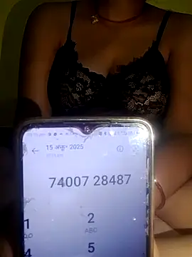 CUT MOM online show from 10-15-25, 04:48