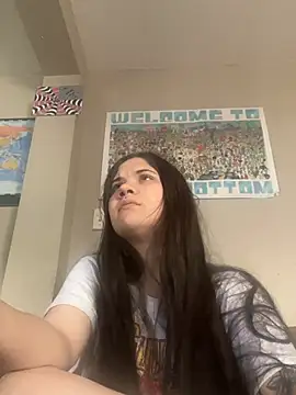 Snapshot of Jynx420friendly chatting on 05-16-26, 10:20 Jynx420friendly online show from 05-16-26, 10:20