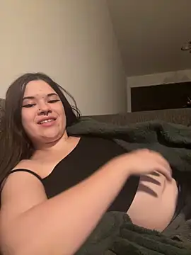 Snapshot of Jynx420friendly chatting on 03-29-26, 04:03 Jynx420friendly online show from 03-29-26, 04:03