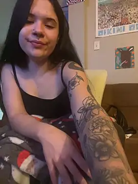 Snapshot of Jynx420friendly chatting on 05-29-26, 02:50 Jynx420friendly online show from 05-29-26, 02:50