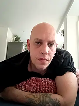 Kobradera1984 online show from 10-25-25, 06:34