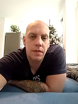 Kobradera1984 online show from 12-16-25, 09:57