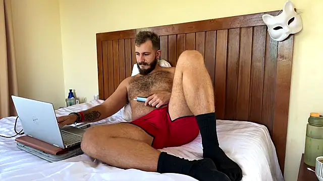 Snapshot of mrmaxiy chatting on 04-10-26, 04:52 mrmaxiy online show from 04-10-26, 04:52