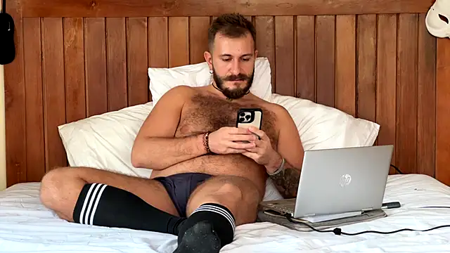 Snapshot of mrmaxiy chatting on 07-26-26, 09:49 mrmaxiy online show from 07-26-26, 09:49