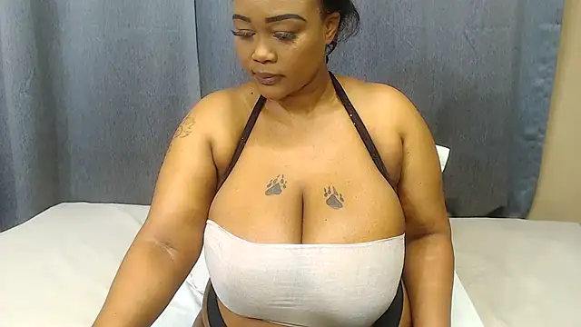 Snapshot of BustyAngelx30 chatting on 06-25-26, 03:59 BustyAngelx30 online show from 06-25-26, 03:59