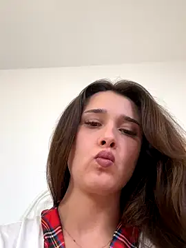 MayaVonDe online show from 11-04-25, 06:44