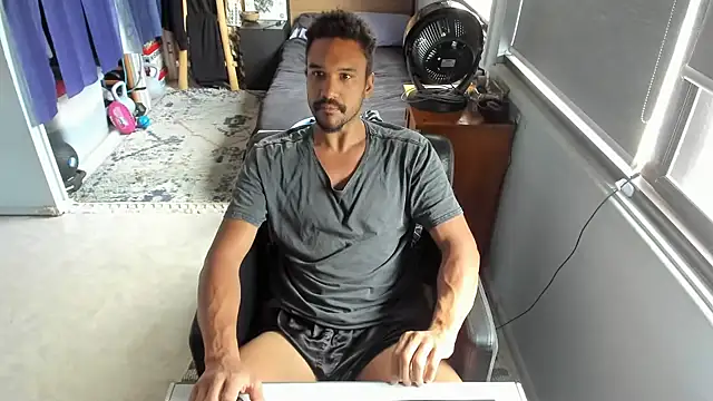 CassiusJohnson online show from 10-17-25, 01:31