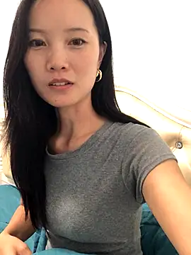 Mile-m online show from 10-20-25, 04:18